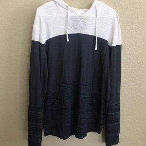 Men’s pullover hoodie